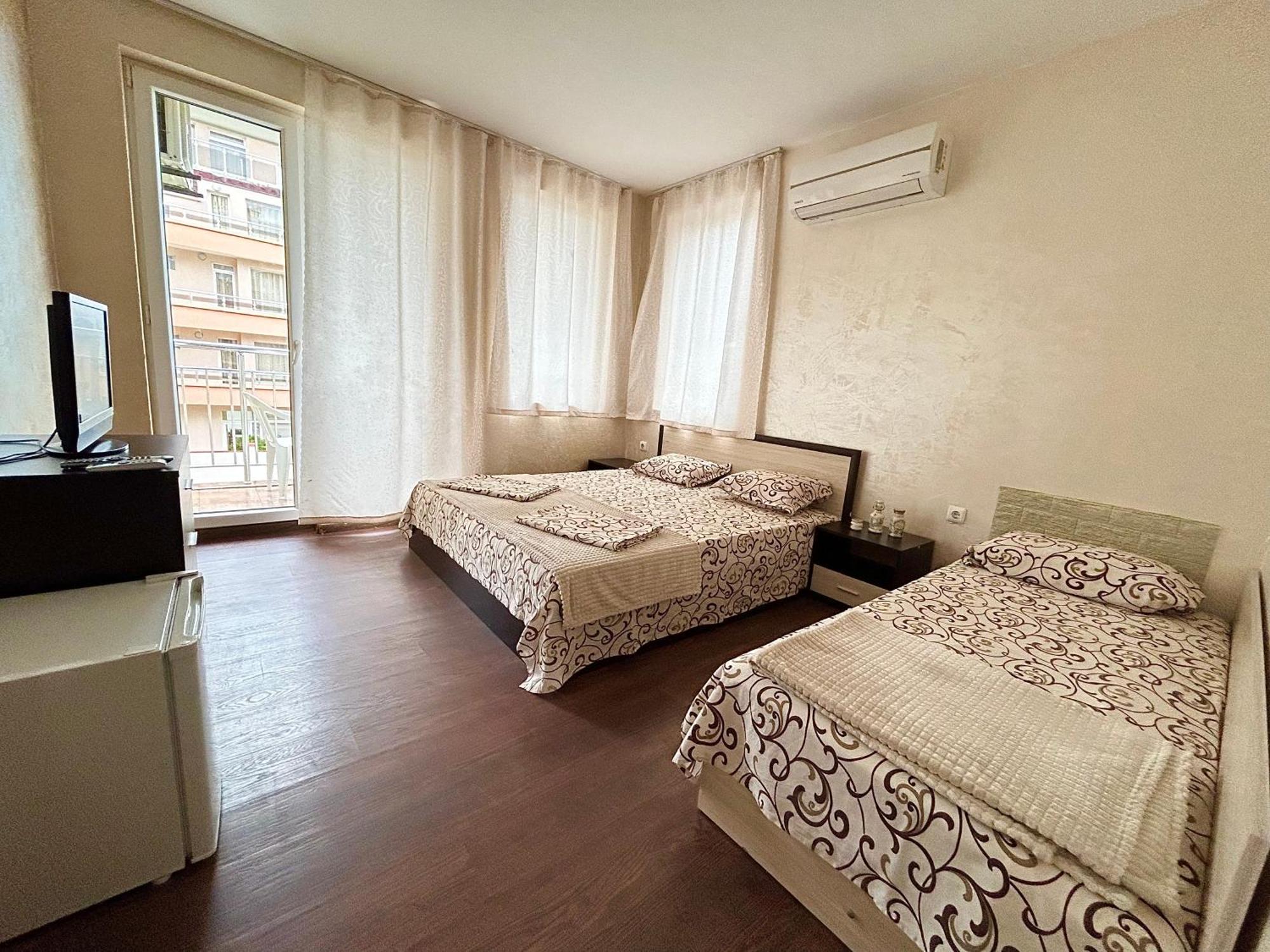 North Beach Apartments Primorsko Eksteriør bilde
